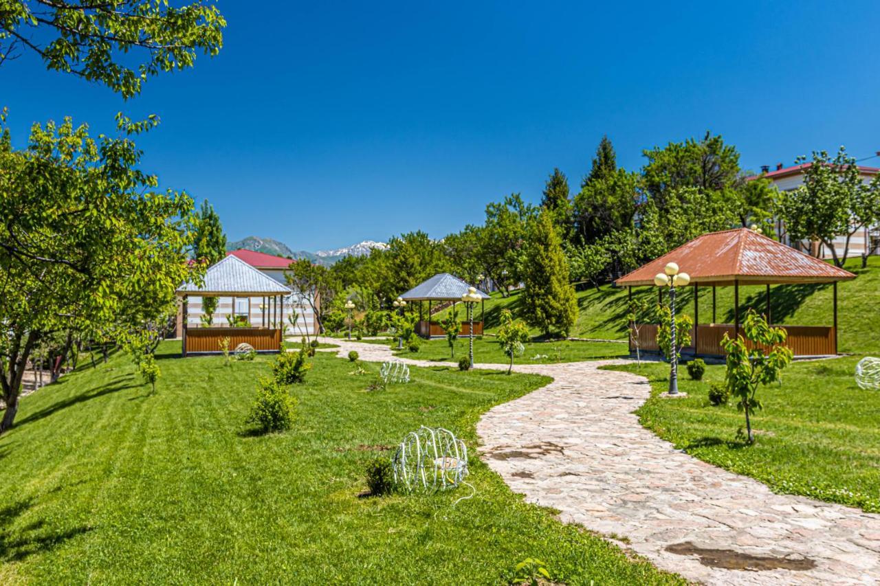 Лайнер Горный Курортный Комплекс Layner В Чимгане Extérieur photo